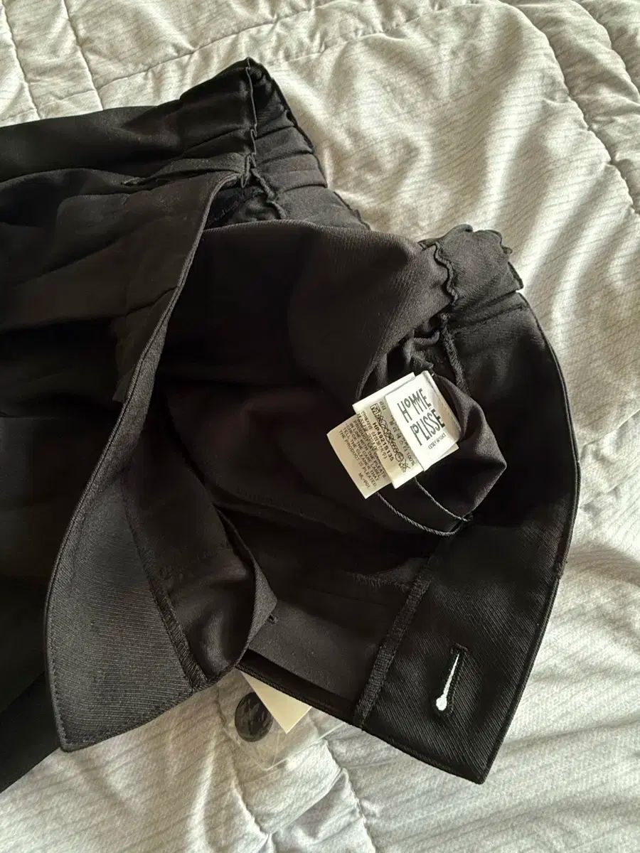  2 HOMME PLISSÉ オムプリッセ 縁 アンサンブル パンツ 黒 スラックス パンツ