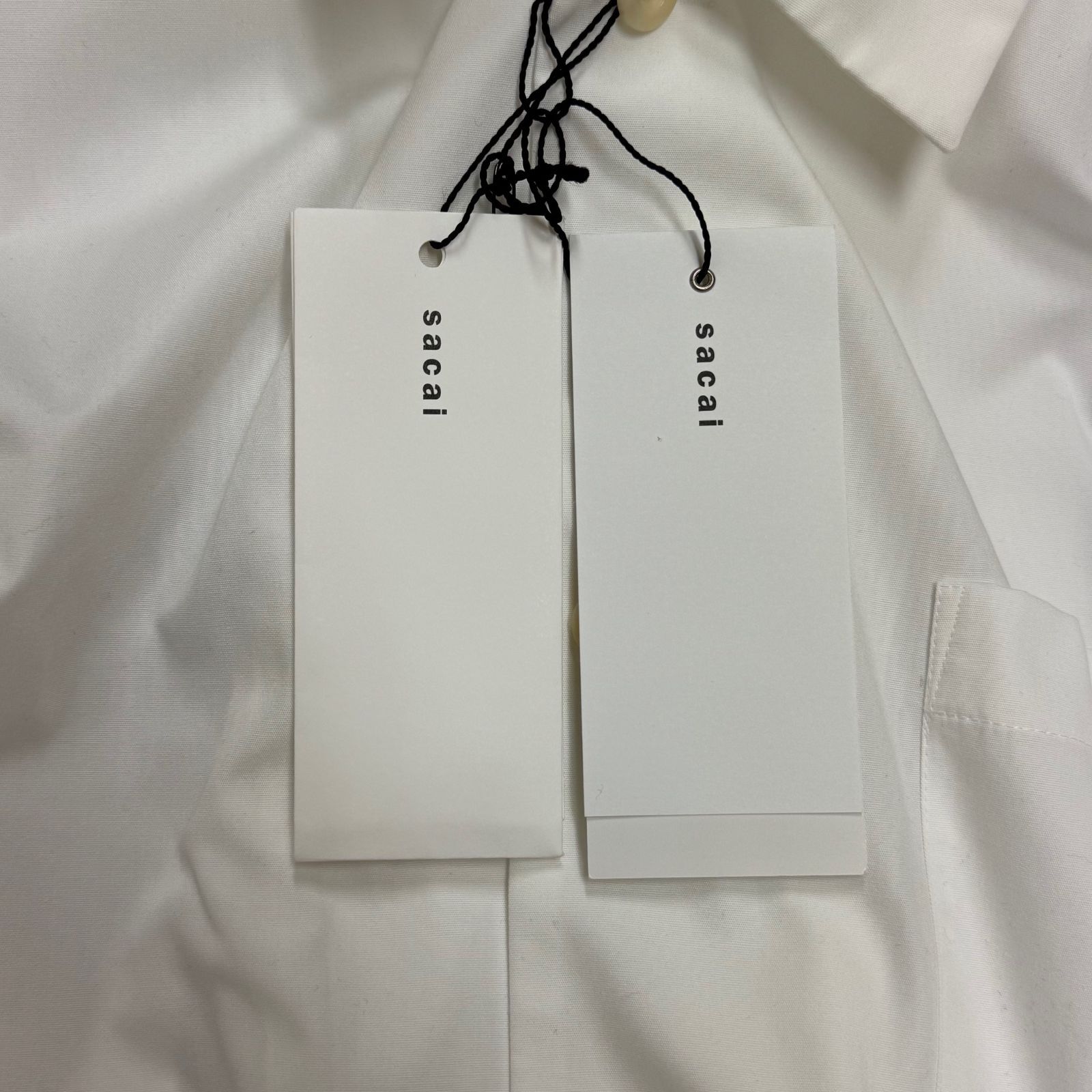 近年✨️sacai Poplin Shirt 半袖 シャツ 白 Mサイズ 日本製 近年✨️sacai Poplin Shirt 半袖 シャツ 白 Mサイズ 日本製