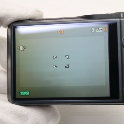 CASIO EXILIM EX-ZR10美品 即発送 完動品 新品同様 EX-ZR10 シルバー 即日発送 CASIO EXILIM デジカメ