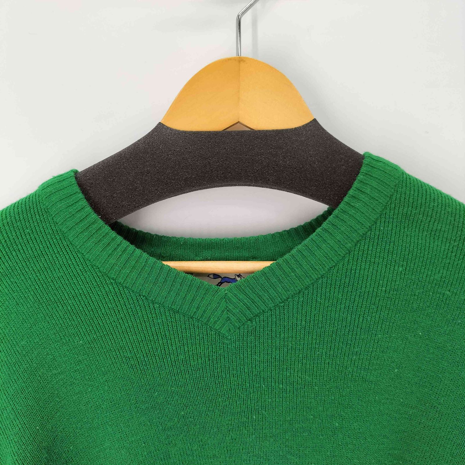 “JC PENNEY ジェーシーペニー　Ｖネックセーター　THE FOX “ JC PENNEY ジェーシーペニー Ｖネックセーター THE FOX \u201c - メルカリ