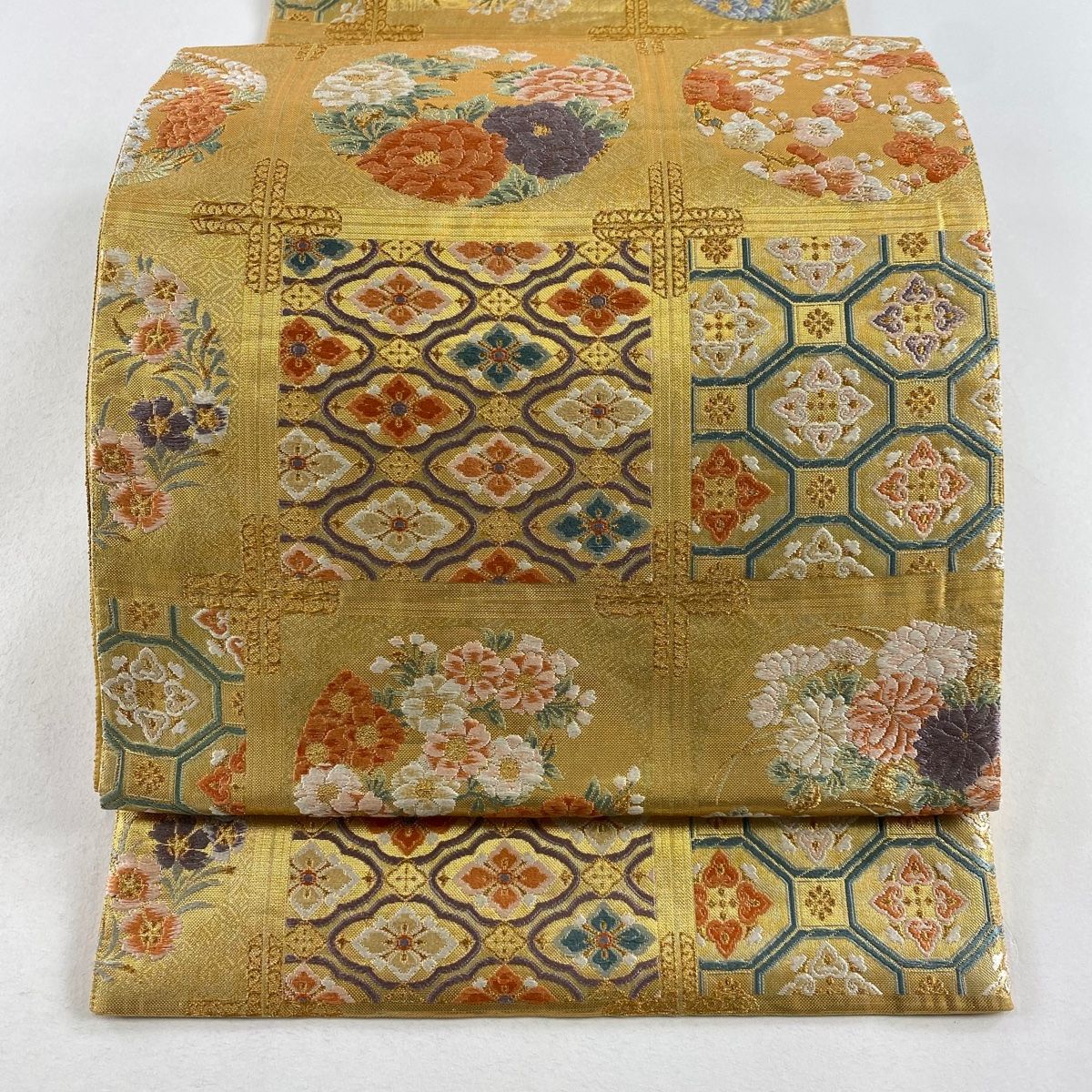 袋帯 美品 秀品 格天井文 花丸文 金糸 箔 金色 六通 正絹 【中古