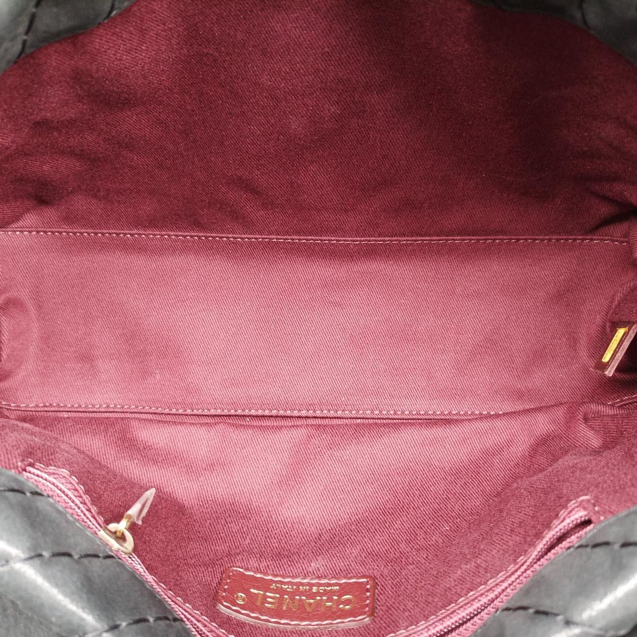 シャネルChanelマトラッセブラックレザー