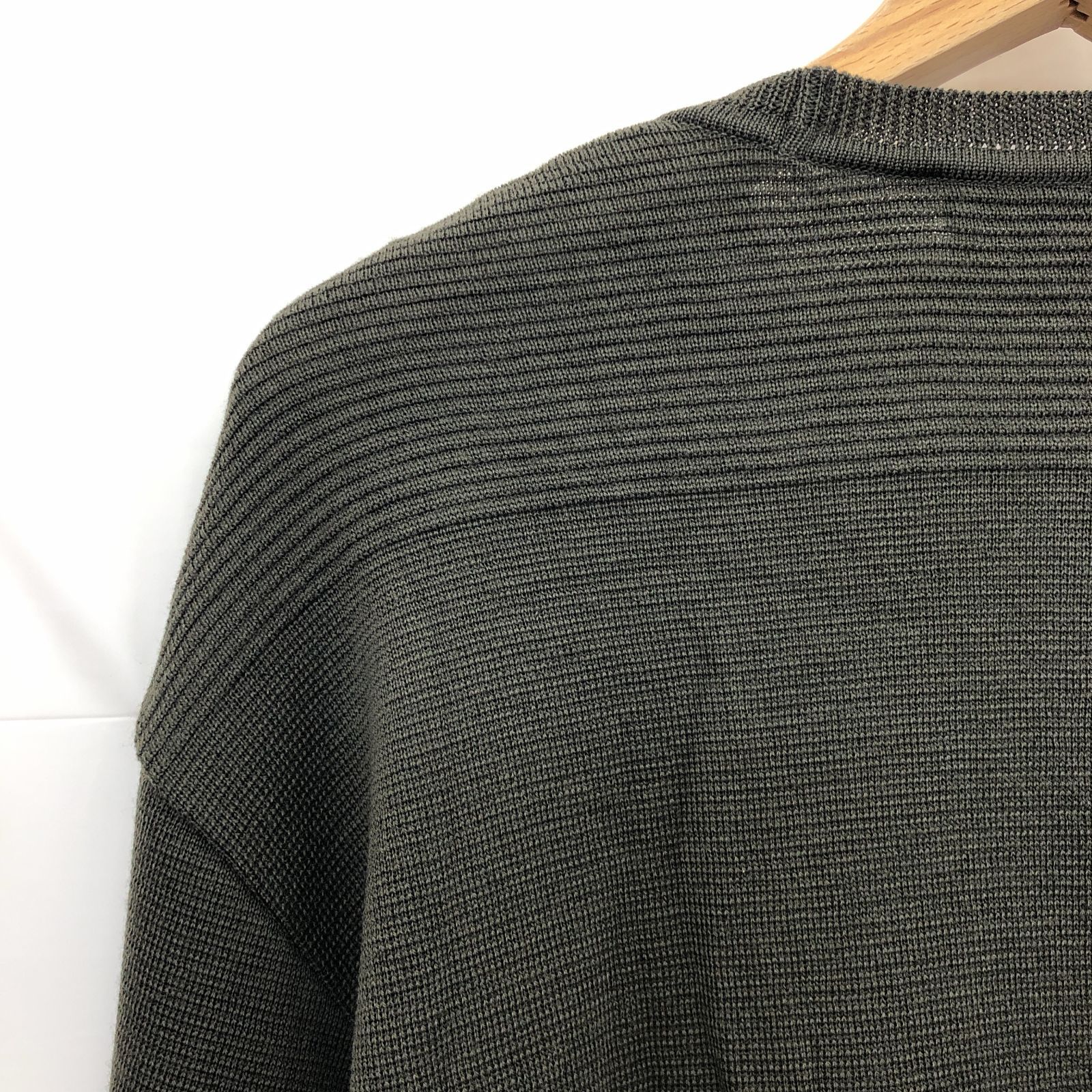 激安通販 美品 isseymiyake セーター グレー/ホワイト/グリーン 【公式