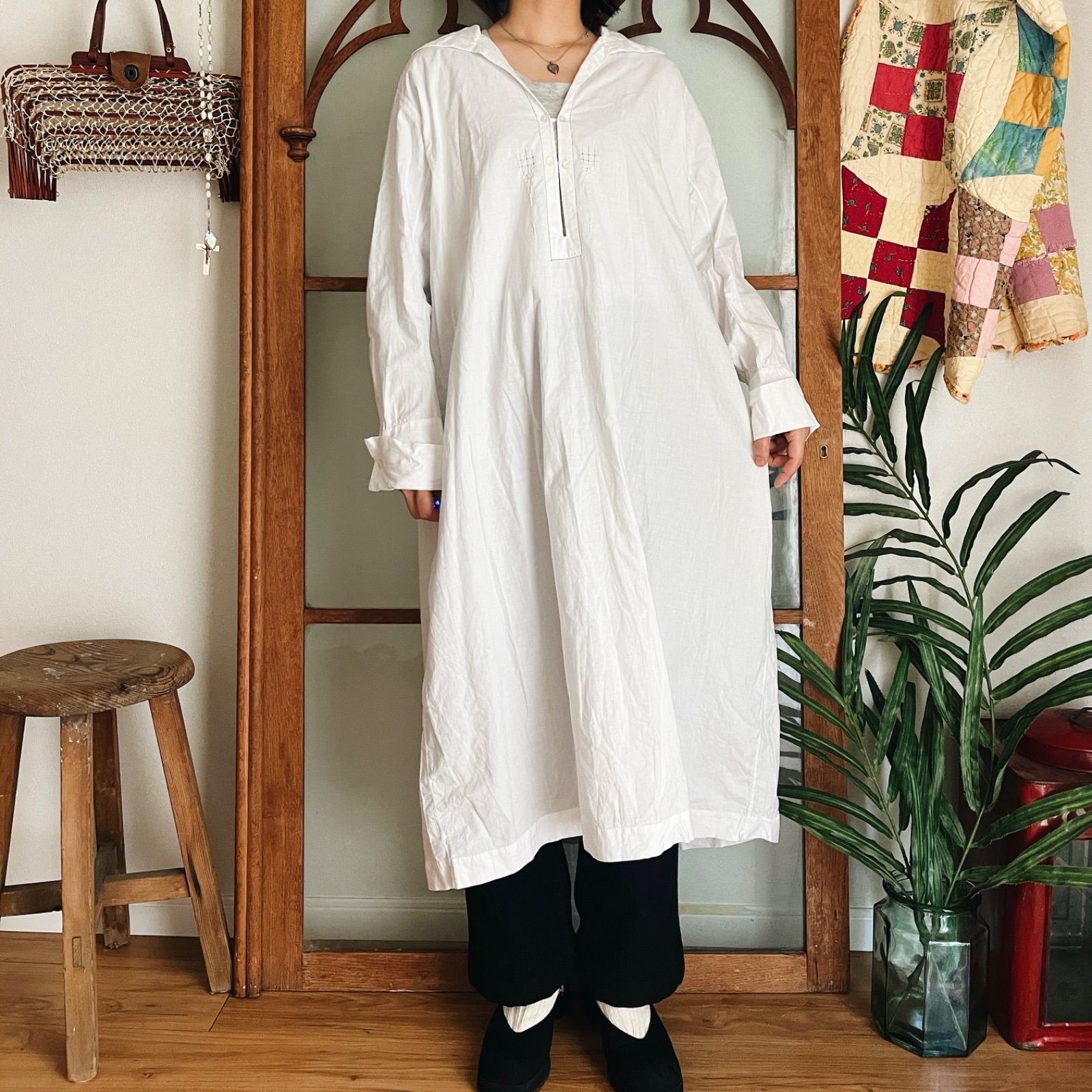 20 s フランスアンティーク 白コットン 刺繍 ナイティドレス m256