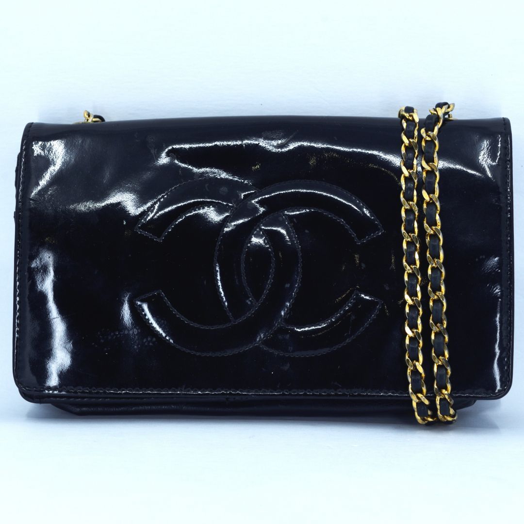 シャネル ストラスCC ココマーク チェーンウォレット エナメル Y03868 CHANEL シャネル ストラスCC ココマーク チェーンウォレット