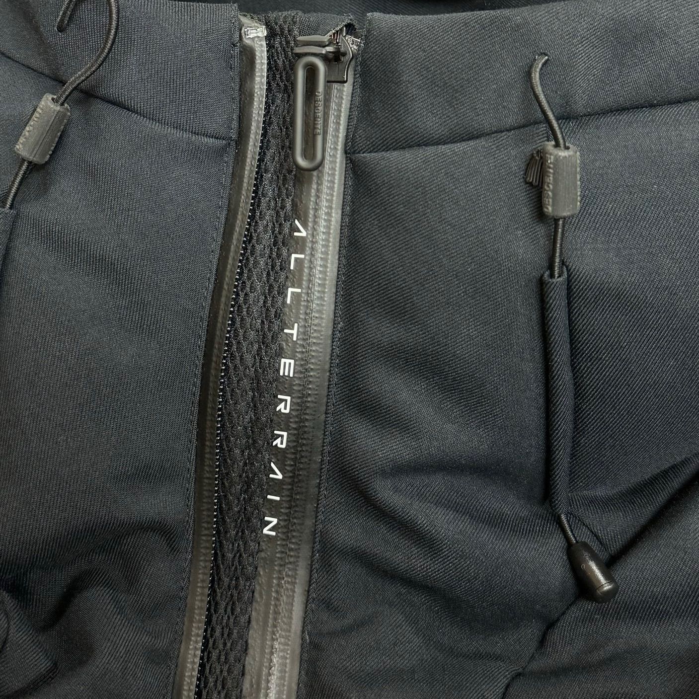 DESCENTE 水沢ダウン ALLTERRAIN マウンテニア フード ダウン 