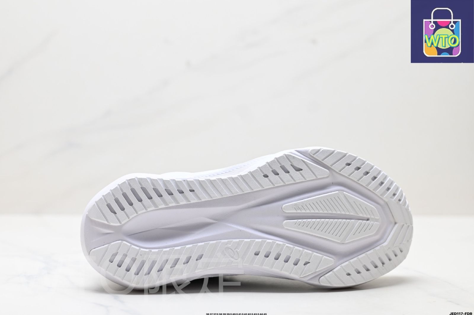未使用品ASICS NOVABLAST 5ランニングシューズ ホワイト　27cm JOLT 5 EXTRA WIDE | WHITE/WHITE | メンズ ランニング シューズ