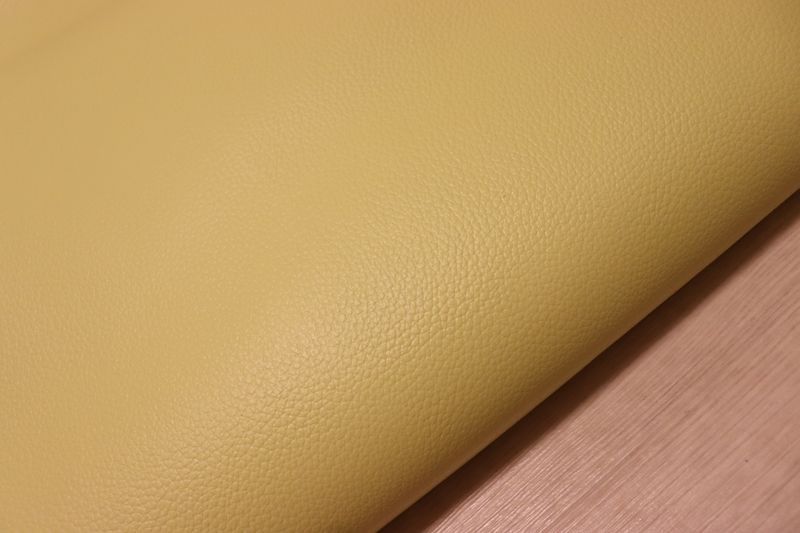 レモンイエロー 210ds クロム革 牛革 国産 レザー シボ型押し はぎれ 一枚革 レザークラフト 革 皮 本革 diy 生地 材料