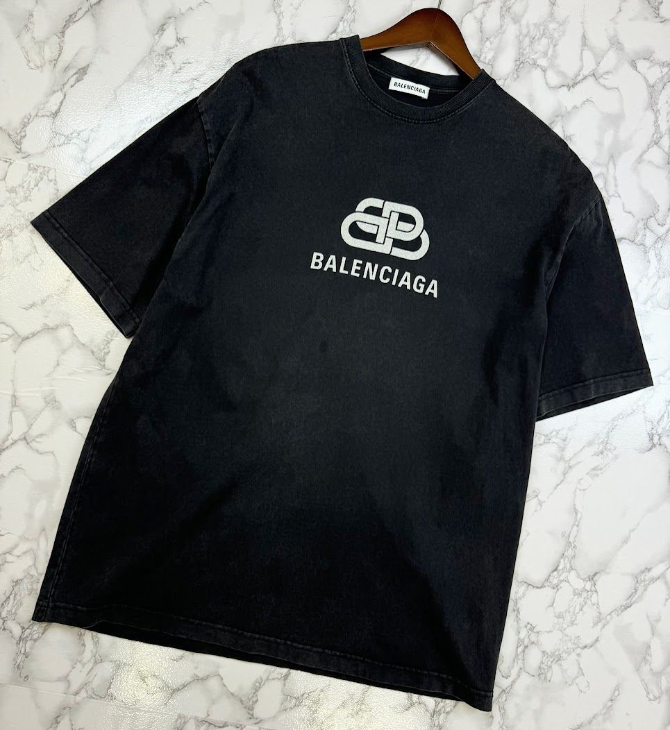 BALENCIAGA ロゴ プリント 半袖Tシャツ エクリュ AWESOME by BRING原宿 | 【アイテム詳細】