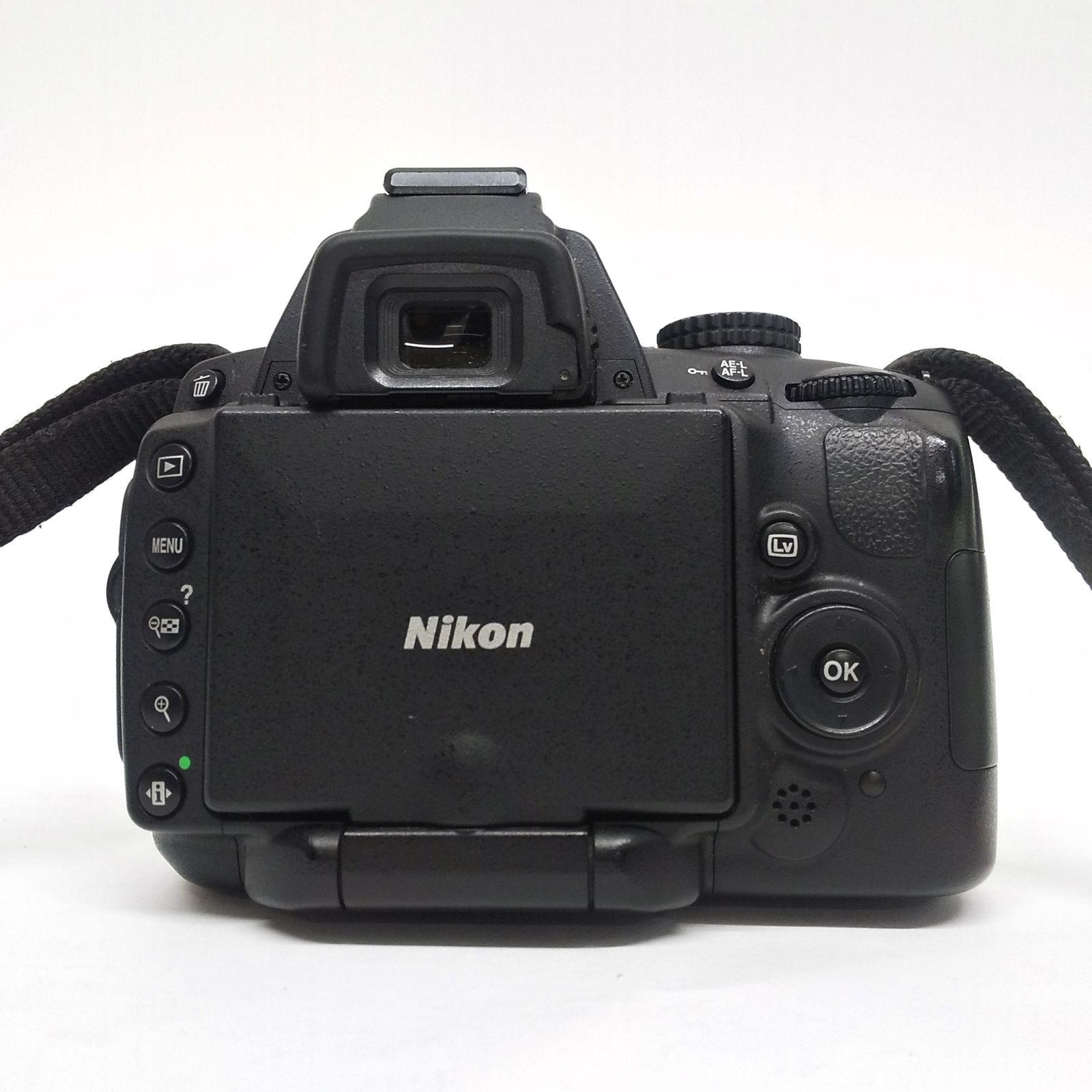【ショットわずか2911回】 Nikon ニコン D3000 デジタル一眼カメラ ショットわずか2911回】 Nikon ニコン D3000 デジタル一眼カメラ