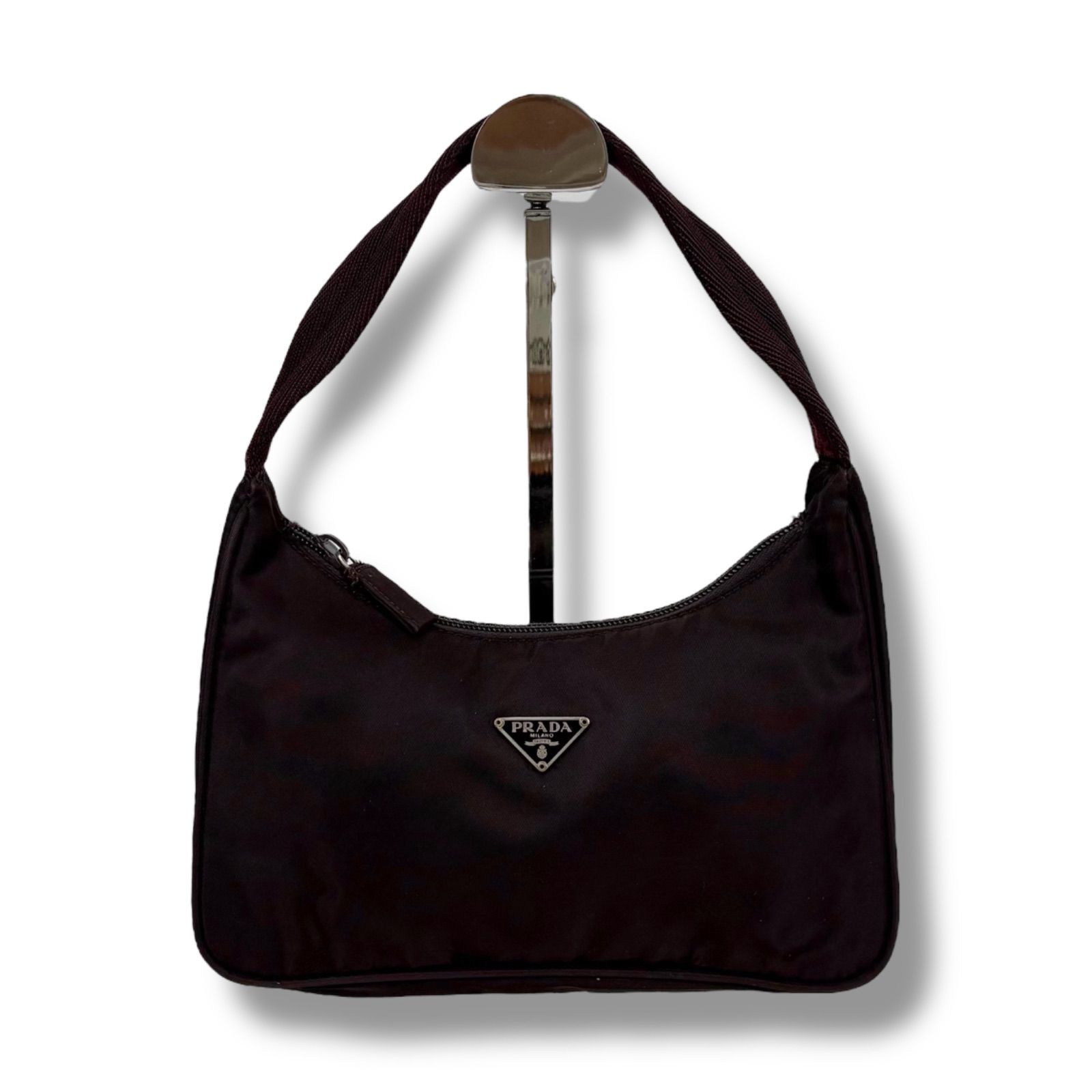 【美品】PRADA アクセサリーポーチ　三角ロゴ　テスート　ナイロン　パープル プラダ ポーチ ec-23815 パープル テスート 美品 ナイロン 中古
