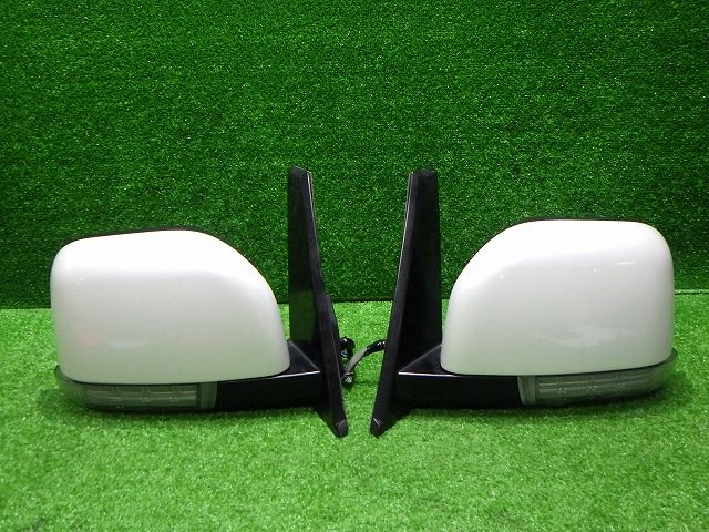 デリカD5 ドアミラー 左右 CV 前期 W23 右9P 左13P 250929048