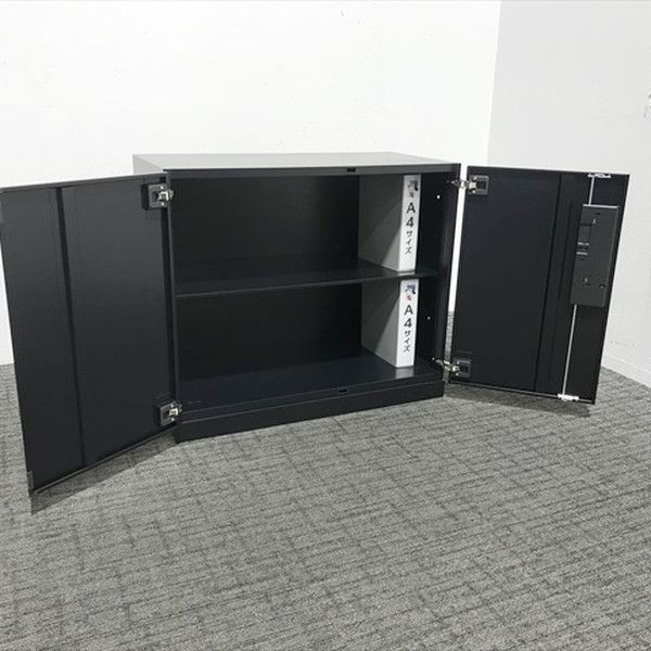 エディア ブラック