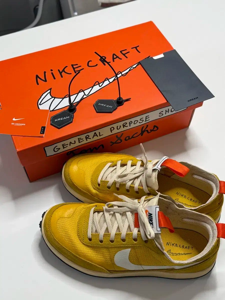 【雷市場（ポンジャン）商品韓国直送】 NIKE(ナイキ) トムサックス ジェネラル 砲兵 255