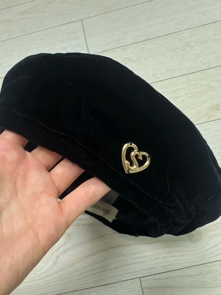 スムードムード ベレー帽 canteen heart logo beret