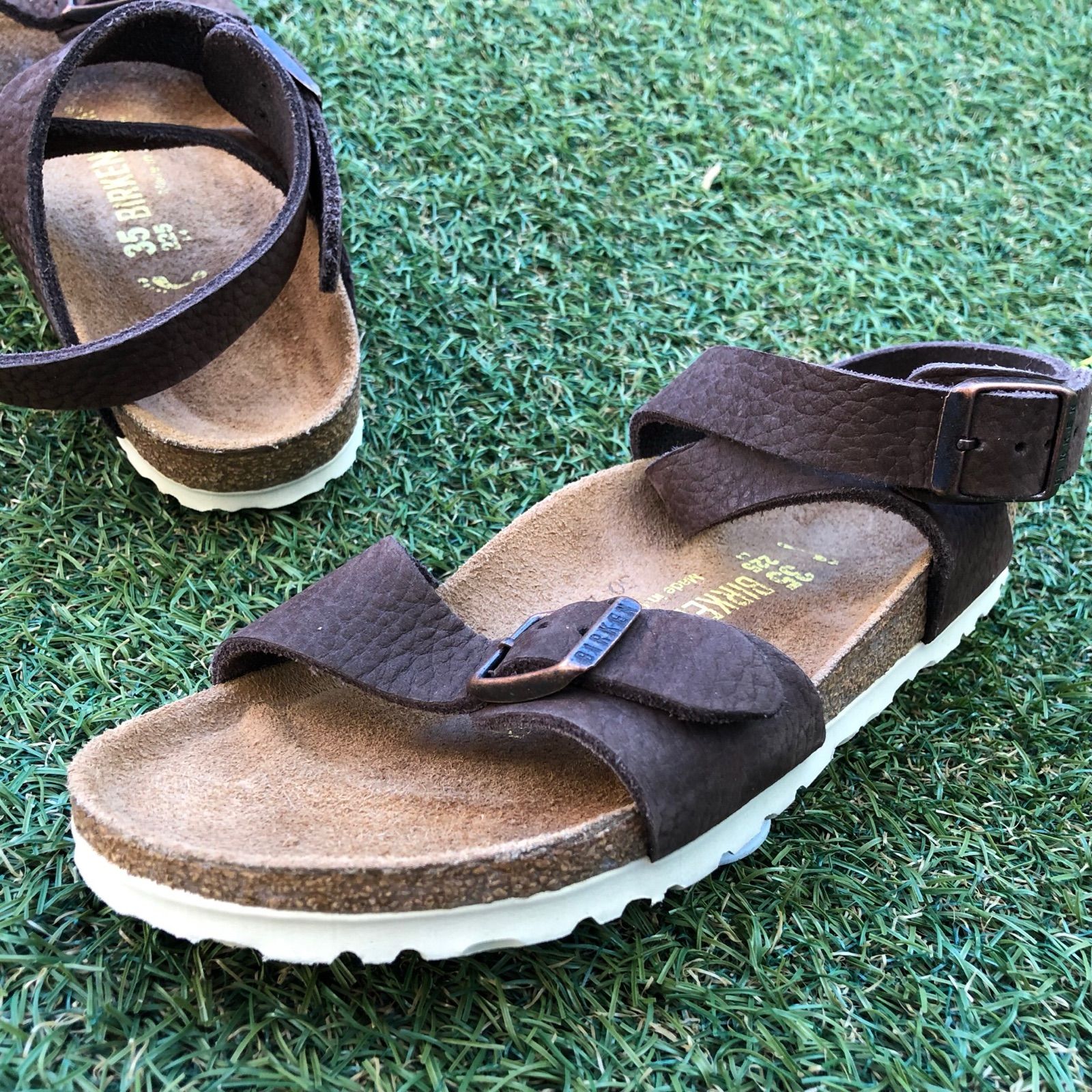 美品35 限定モデル！BIRKENSTOCK ISISビルケンシュトックF650 - メルカリ