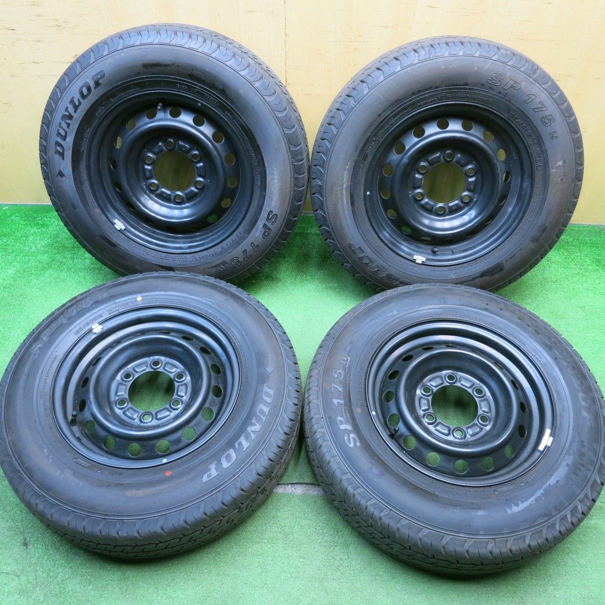 新車外し 23年 トヨタ ハイエース 純正 スチール 195|80R15 107|105N ダンロップ SP175N 15インチ PCD139.7|6H 5050302HAノ