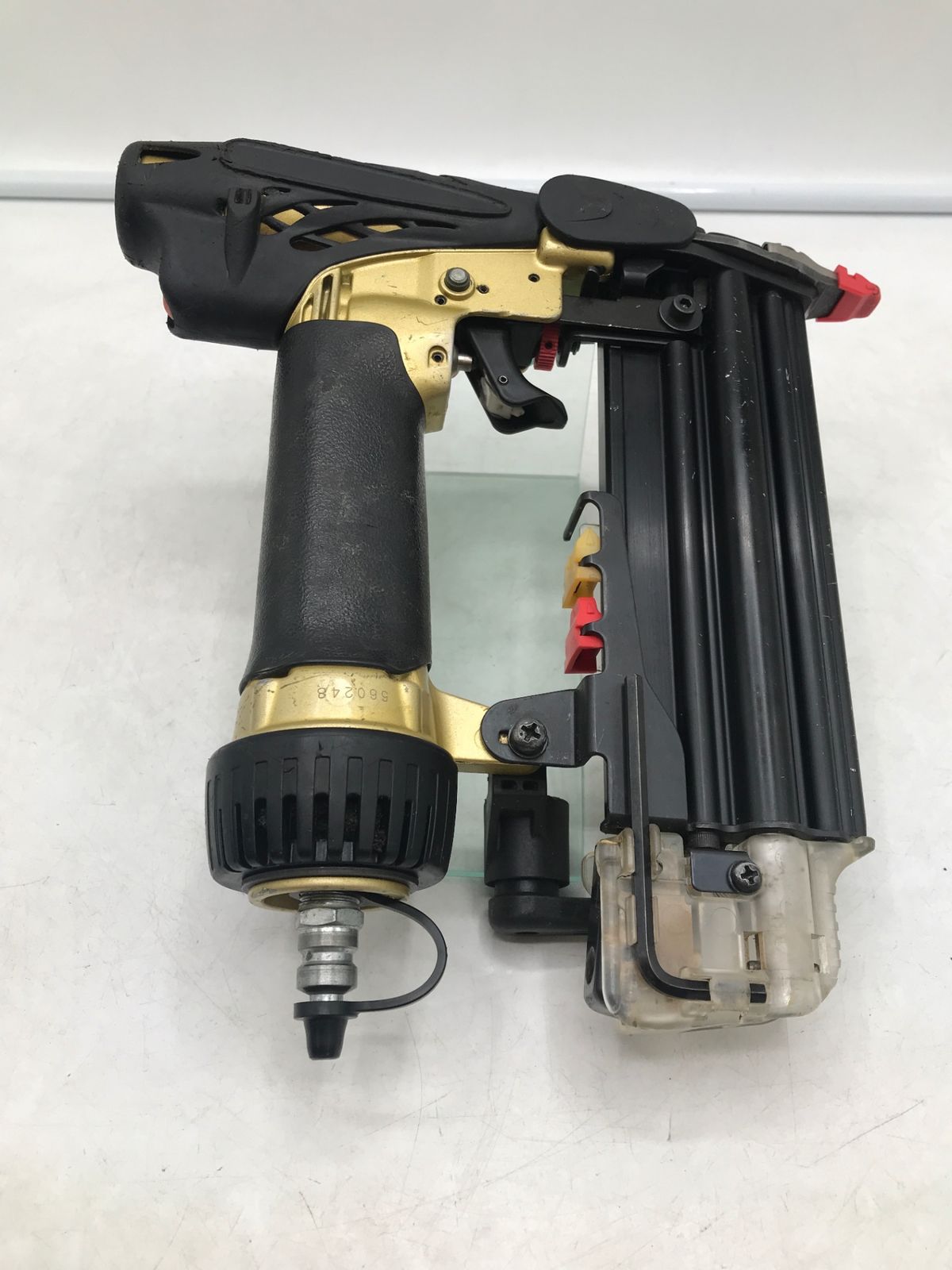 品 HITACHI 日立工機 高圧仕上釘打機 NT55HM2 ITSZXDTQY9M2 エコツール岡崎岩津店 M02