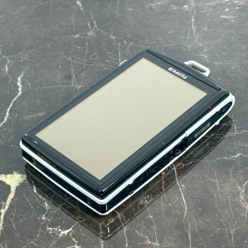 fujifilm finepix Z1000 EXR ホワイト　箱あり fujifilm finepix Z1000 EXR ホワイト 箱あり FUJIFILM FinePix