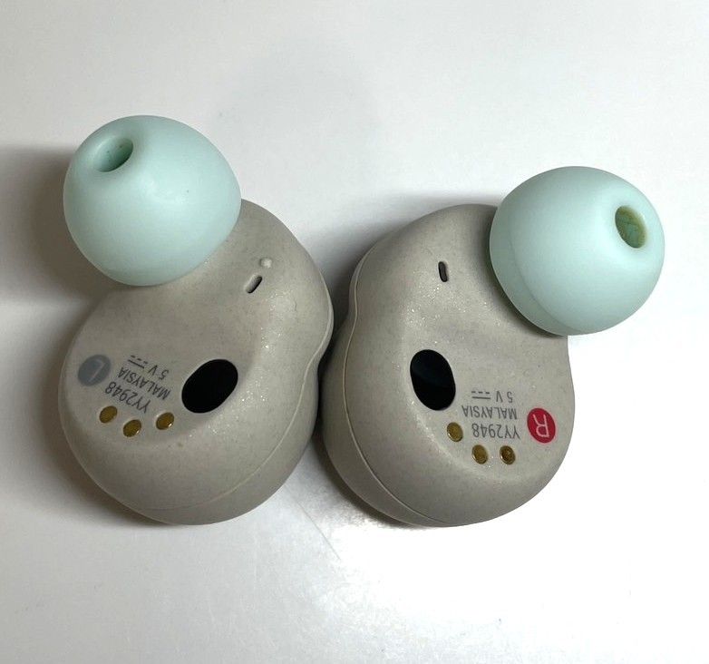 【開封のみ ほぼ新品】 SONY WFー1000XM4 プラチナシルバー ソニー「WF-1000XM4」徹底解説YouTube LIVE、今夜20時 - AV Watch