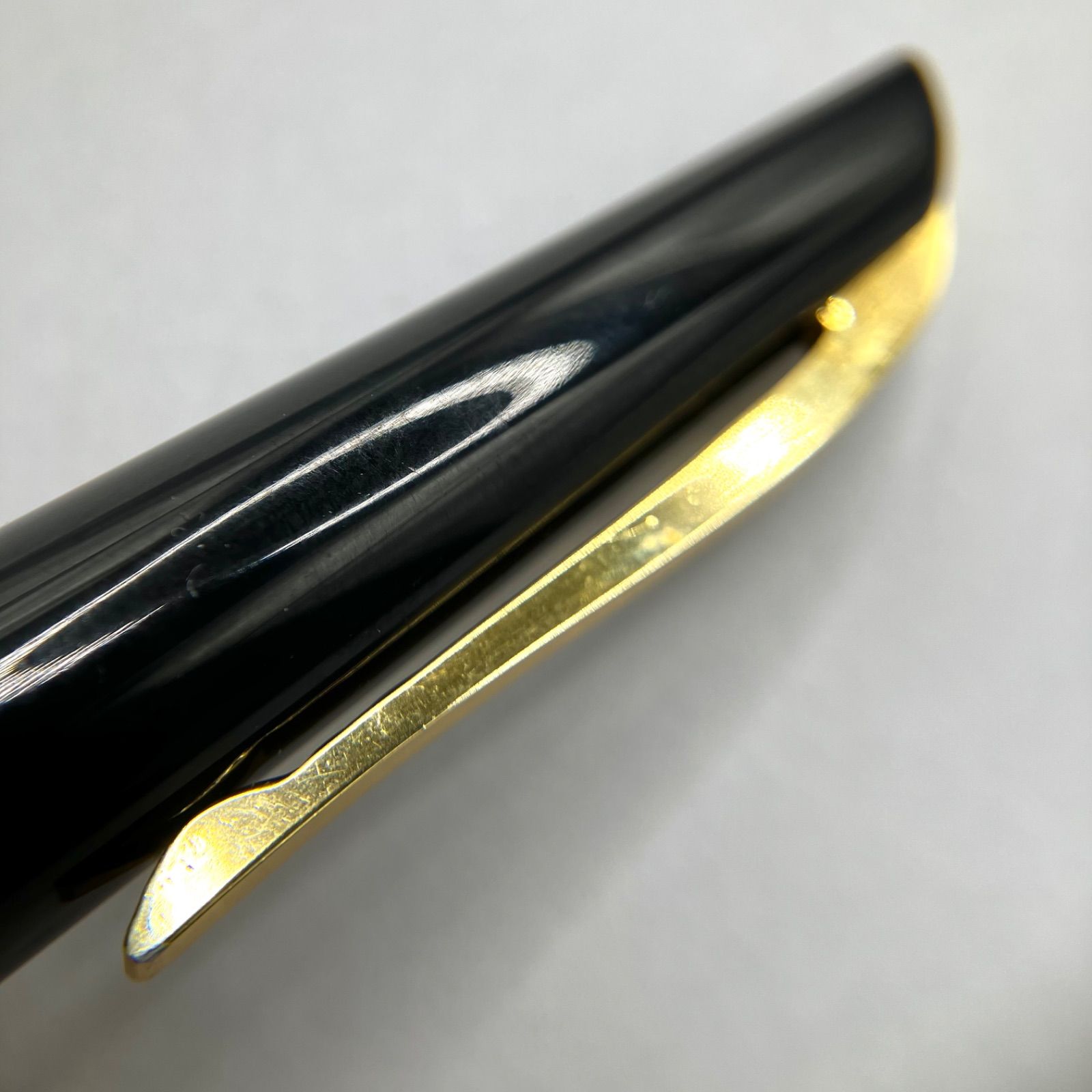 PLATINUM プラチナ 万年筆 】ペン先K14 細字タイプ ブラック ⭐️外観