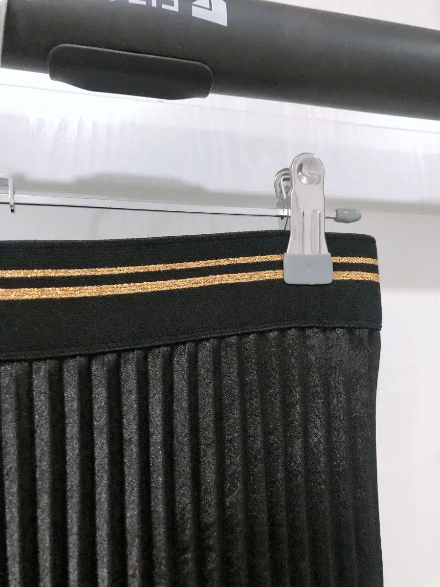 DECO デコ プリーツ シャーリング スカート ブラック 26