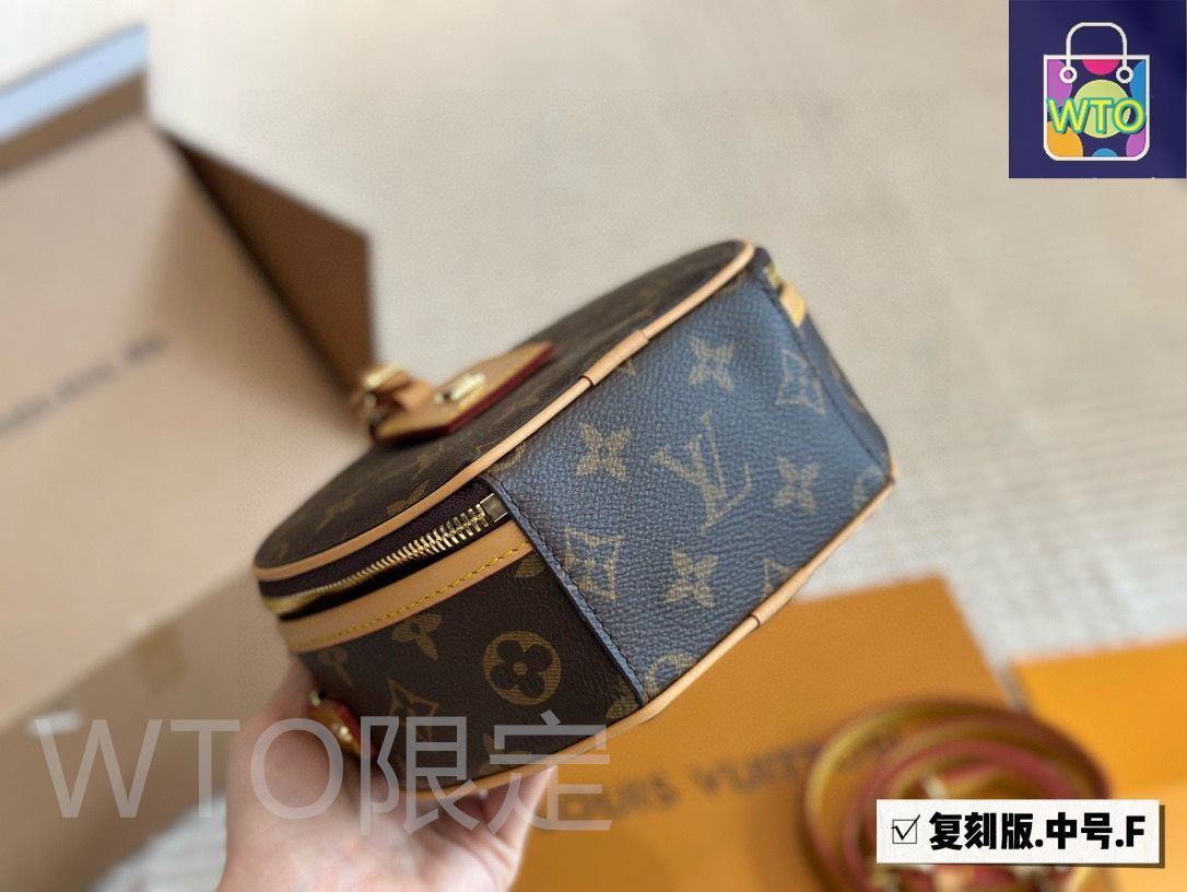 状態の割に値段良いかと LOUIS VUITTON ルイヴィトン ブロワ　バッグ 今日特価】Louis Vuitton ルイ・ヴィトン ボワイト円形バッグ