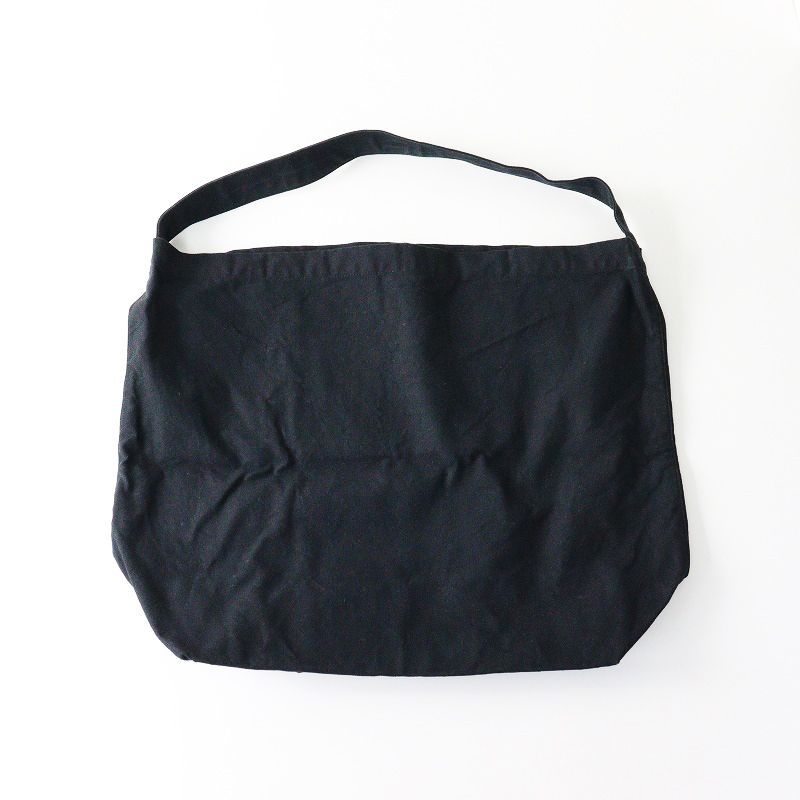 アーツ＆サイエンス ショルダーバッグ 大きめ Black_0SL0AB1728035_Stitch-