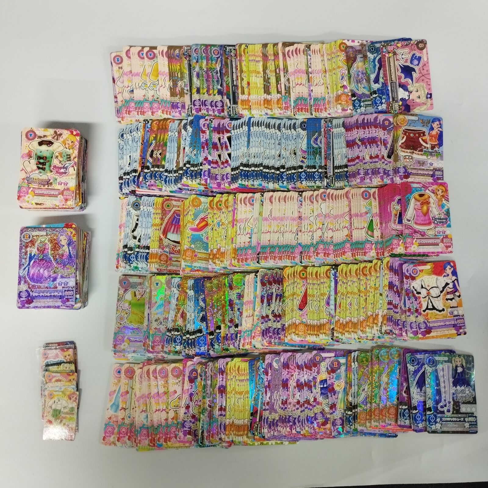 D22412 アイドルカツドウアイカツ 初期 カード 500枚以上