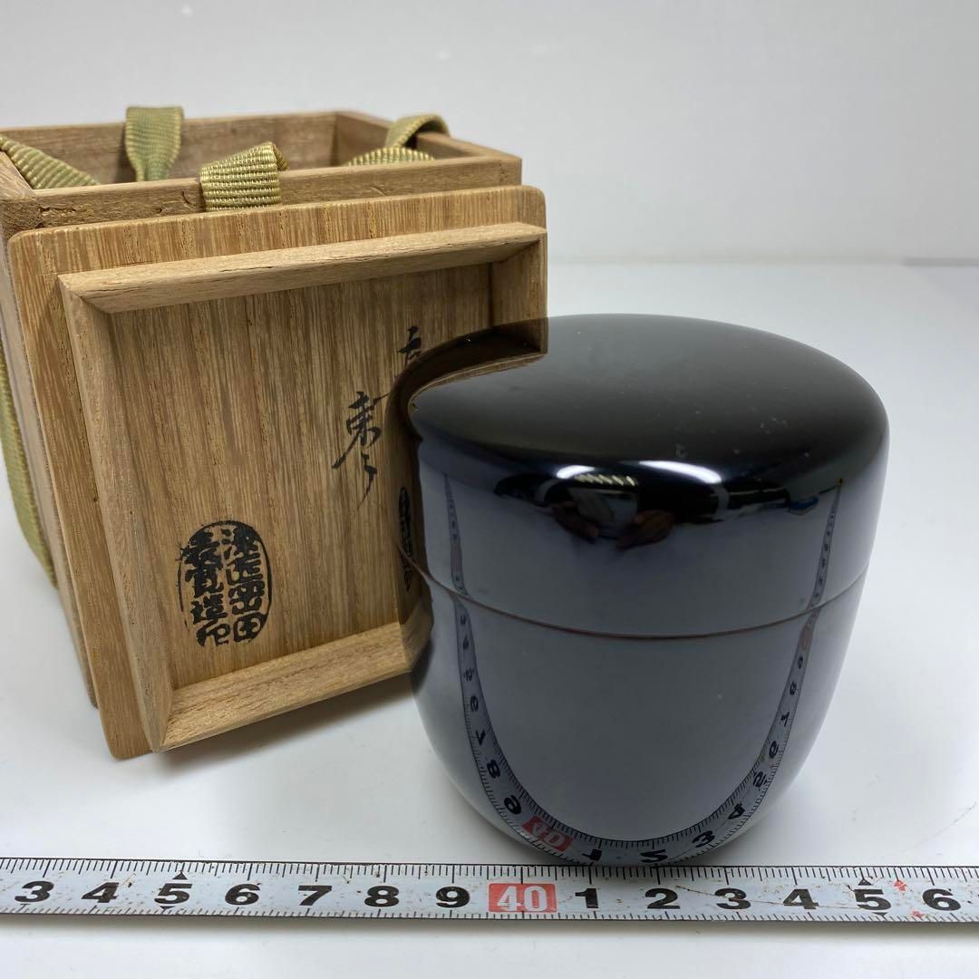 【希少】沈金 中棗 こま 駒 茶道 蒔絵師 筑城筑良造 共箱 希少】沈金 中棗 こま 駒 茶道 蒔絵師 筑城筑良造 共箱 - メルカリ