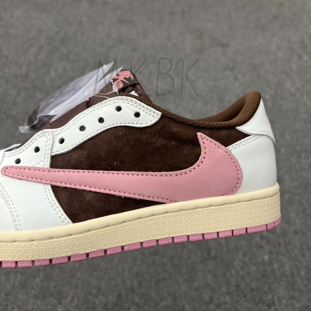 【お買い得】⭐新品⭐未使用✨男女兼用🆕 Nike Air Jordan Travis Scott x Air Jordan 1 Low OG “Dark Pony”（DZ4137-206）