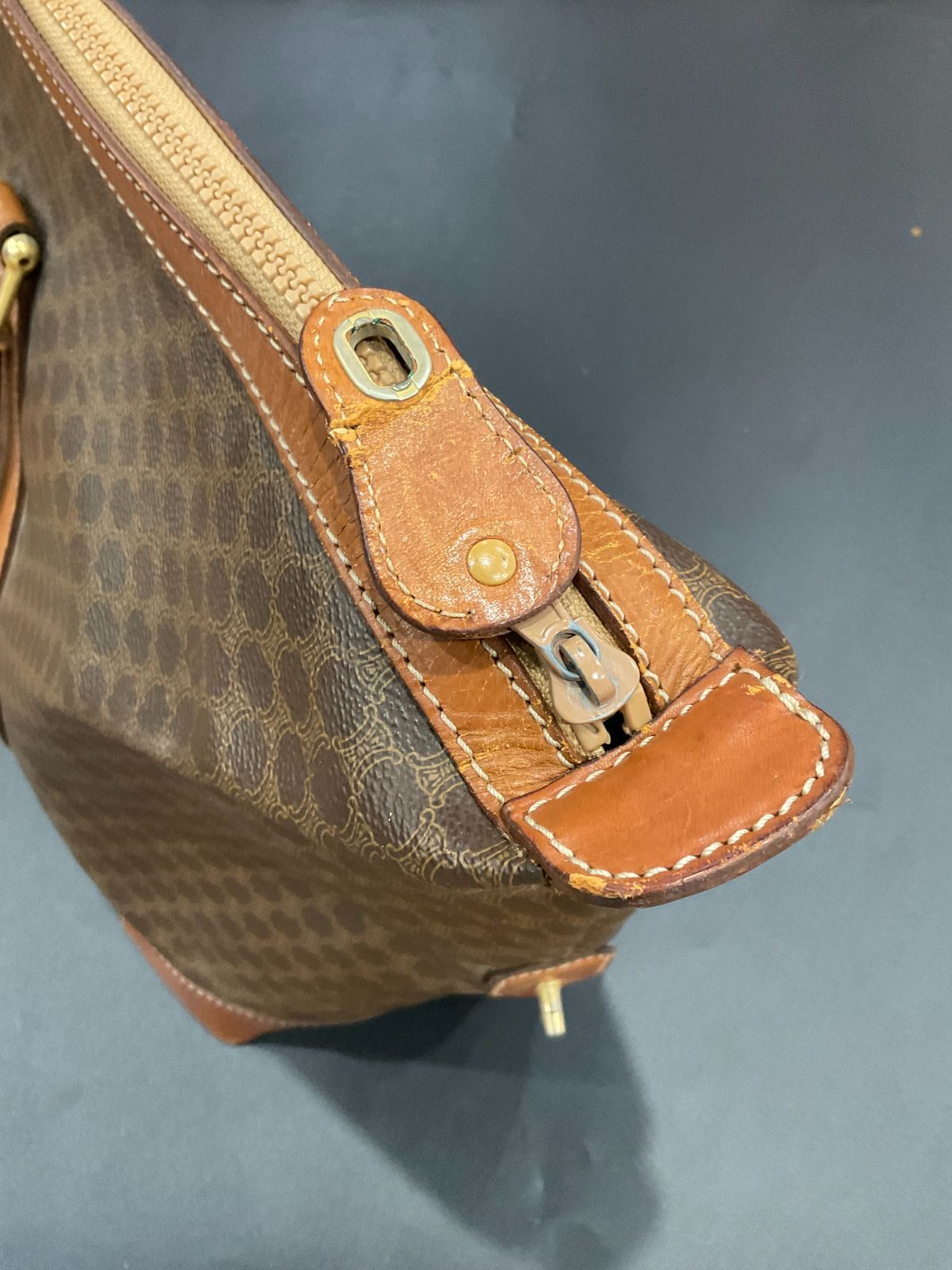 ボストンバッグ