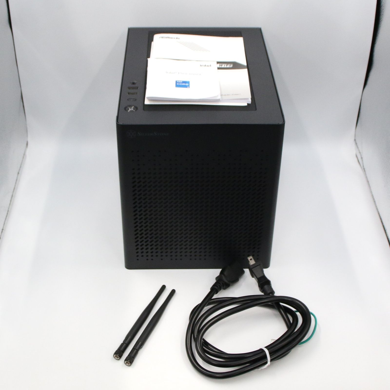 ブルックテックPC Presence CUBE プレゼンスキューブ デスクトップパソコン 可 C