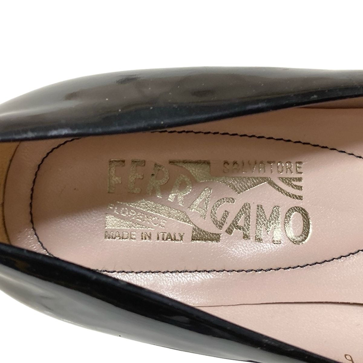 サルバトーレフェラガモ フラットシューズ バレーシューズ □ □ 45799