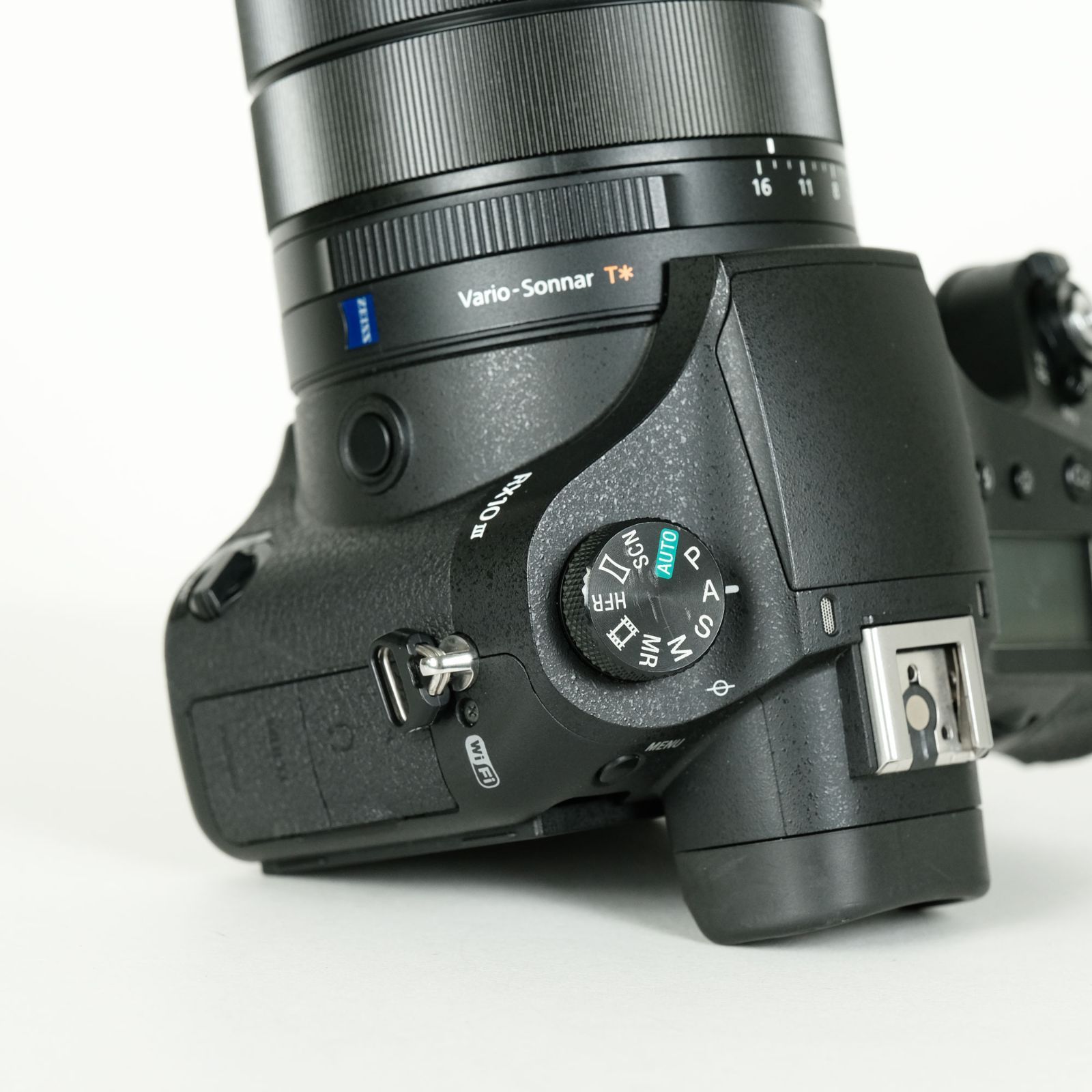 美品｜バッテリー2個付] SONY Cyber-shot DSC-RX10M3（RX10III