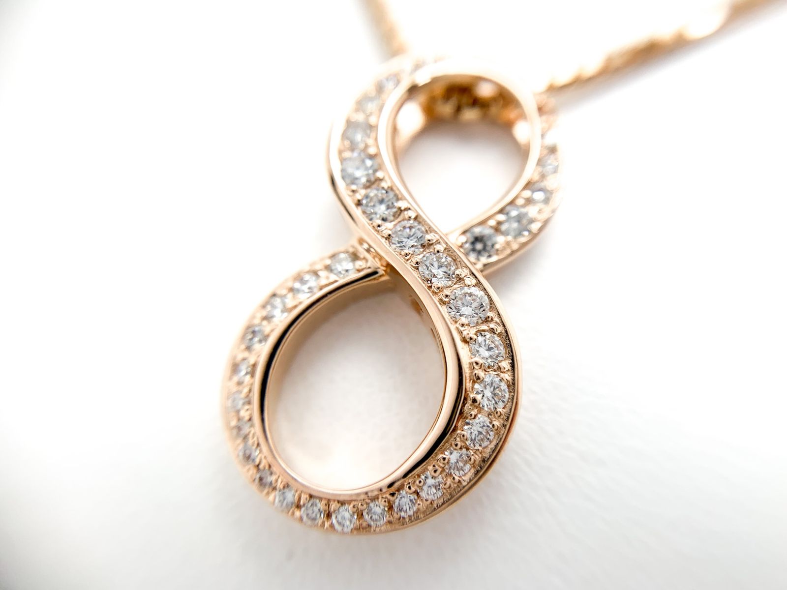 ゆきざき ノンブル ダイヤモンド ピンクゴールドネックレス　8 Mサイズ ゆきざき ノンブル ダイヤ ネックレス K18 YG ABランクの買取参考