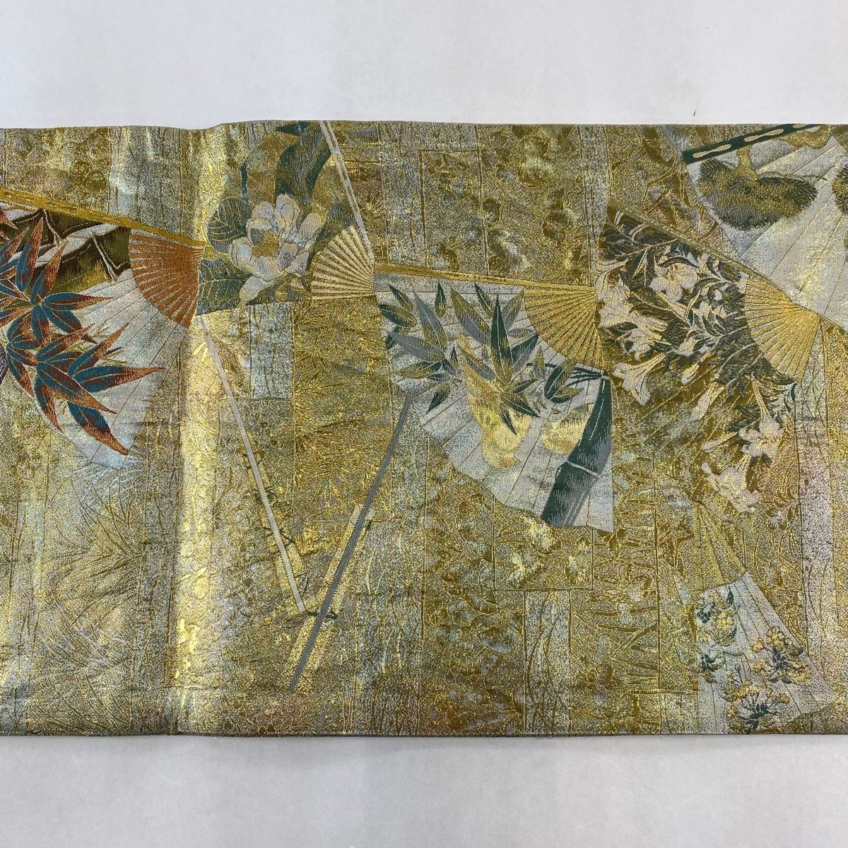 袋帯 美品 名品 琳派三十六華扇 金糸 箔 灰緑 お太鼓柄 正絹 袋帯 美品 名品 琳派三十六華扇 金糸 箔 灰緑 お太鼓柄 正絹