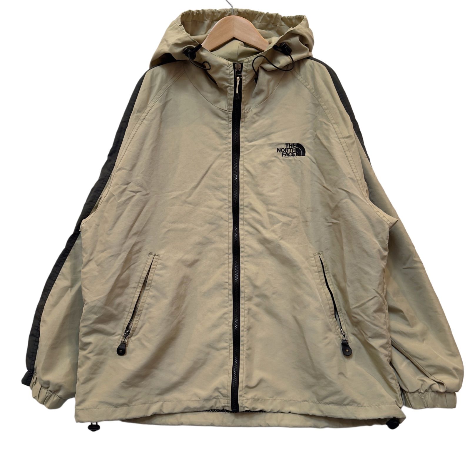 ノースフェイス THE NORTH FACE ナイロンジャケット L相当(M表記 