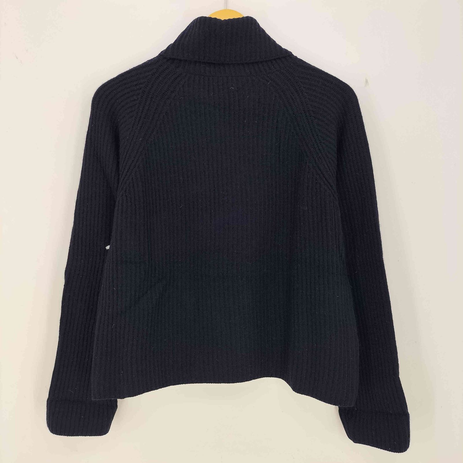 美品☆MaxMara☆最高級ライン 希少 黒タグ シルク混 薄手ニット 黒 M 美品☆MaxMara☆最高級ライン 希少 黒タグ シルク混 薄手ニット