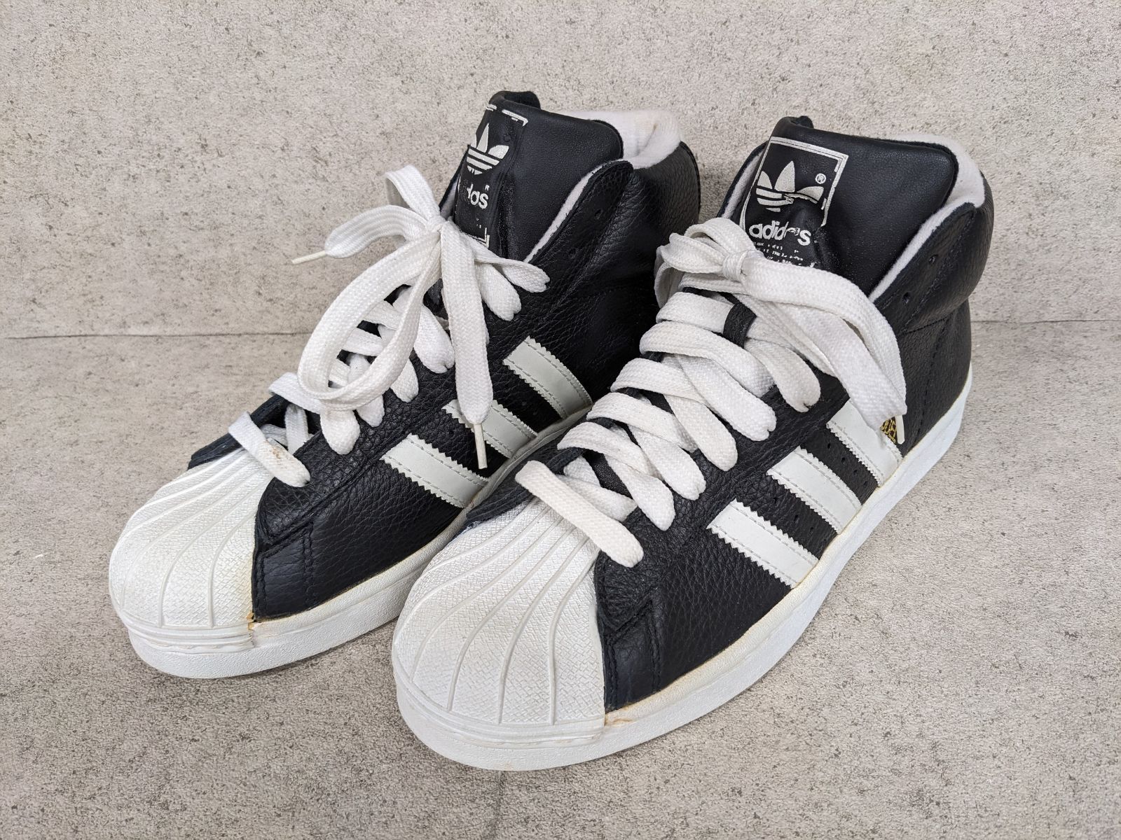 豪華ラッピング無料 箱なしデッドストック】adidas/アディダス スニーカー US9 ウェア