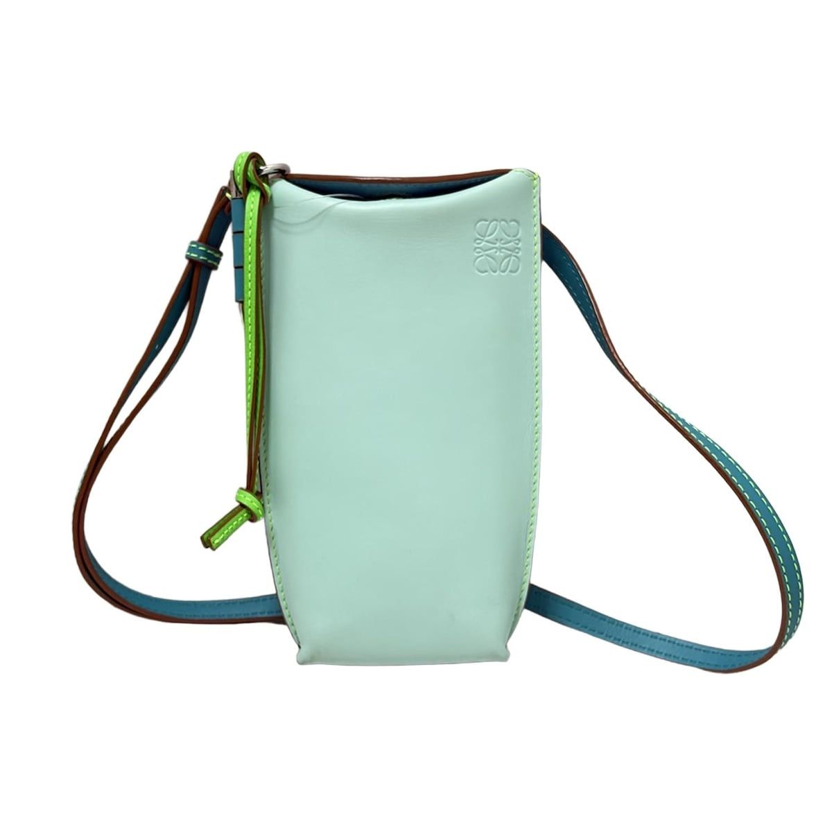 美品 LOEWE ロエベ ×トトロ ゲートポケット ショルダーバッグ ブルー 限定版 トトロ LOEWE ロエベ コラボ ゲートポケット - メルカリ