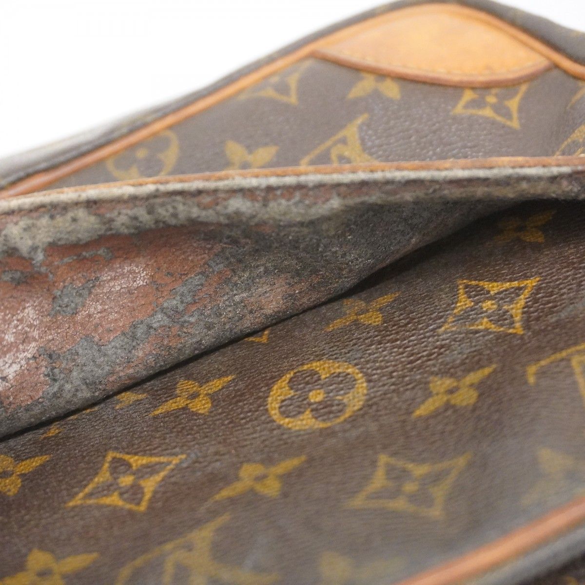 ルイヴィトン M51845 コンピエーニュ28 クラッチバッグ モノグラム LOUIS VUITTON 【5ge5672-h】ルイヴィトン クラッチバッグ