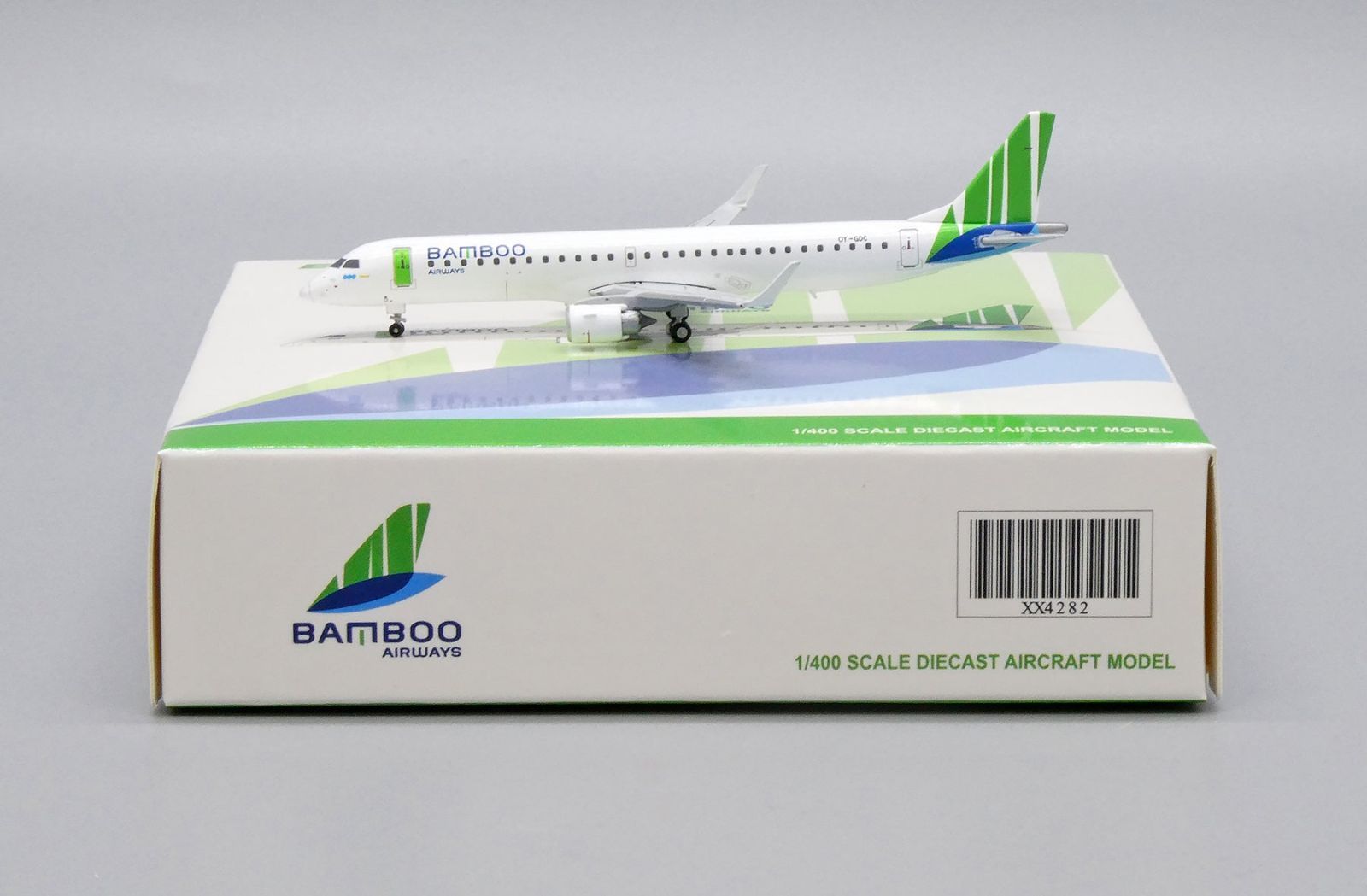 Jcwings バンブーエアウェイズ E-190 OY-GDC 1/400 - メルカリ