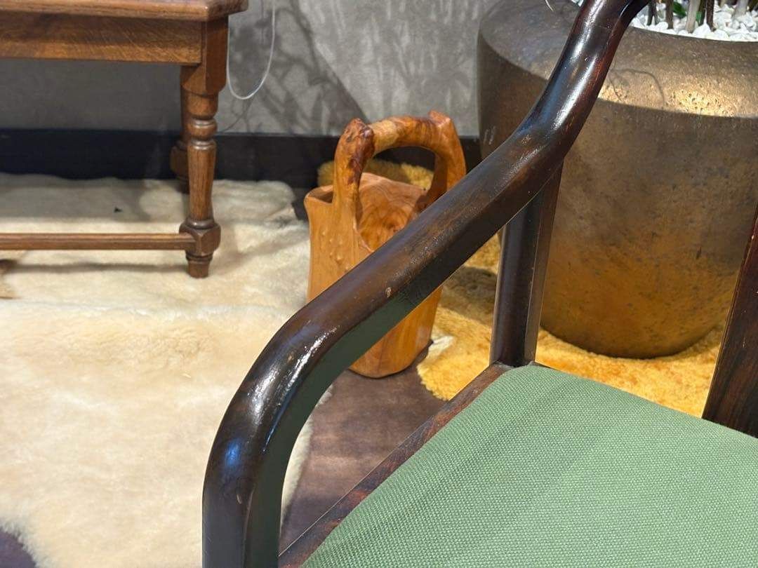 ②karimoku カリモク　アームチェア　ダイニングチェア　ビンテージ　IZ ②karimoku カリモク アームチェア ダイニングチェア ビンテージ IZ