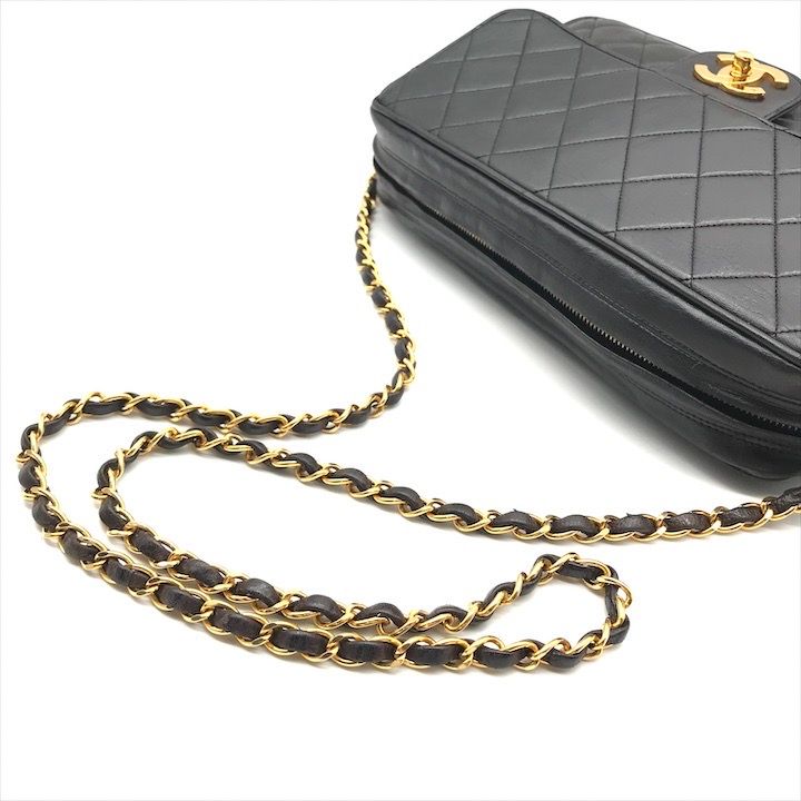良品 CHANEL シャネル デカココマーク マトラッセ ラムスキン 良品 CHANEL シャネル デカココマーク マトラッセ ラムスキン
