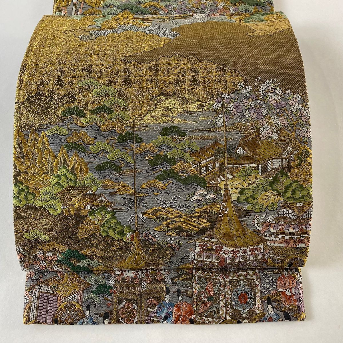 袋帯 美品 秀品 人物 山鉾 刺繍 金糸 金色 お太鼓柄 正絹 【中古