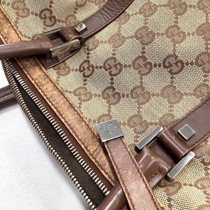 gucciグッチ ベージュ