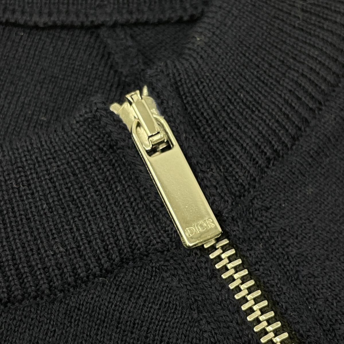 DIOR ディオール 863M631ZT904 ﾈｲﾋﾞｰ ｼﾞｯﾌﾟﾃﾞｻﾞｲﾝ ｸﾙｰﾈｯｸﾌﾟﾙｵｰﾊﾞｰﾆｯﾄ M SIROKUMA-CORPORATION_COM