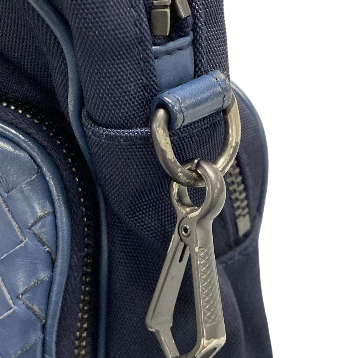 ストラップ着脱可