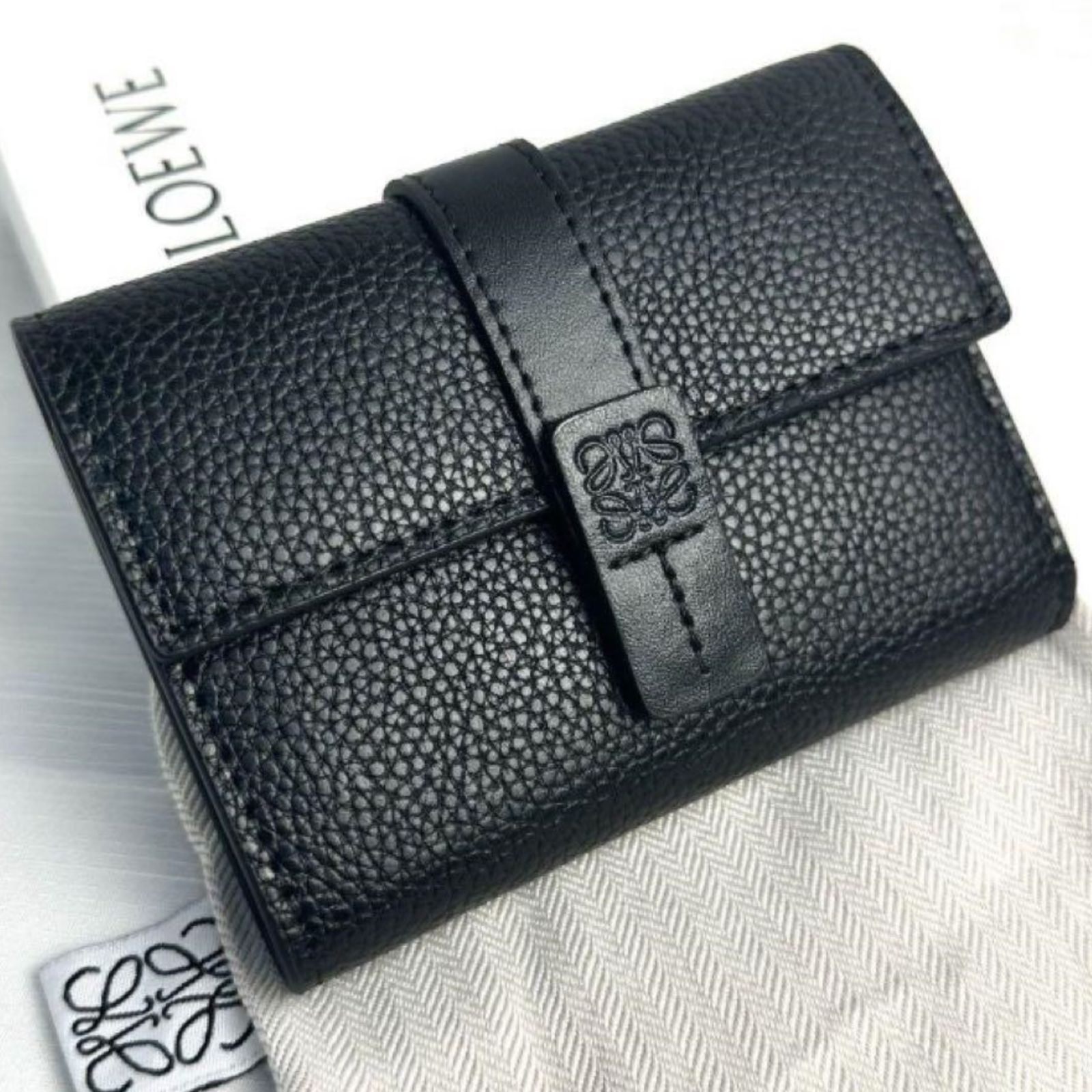 新品 未使用 ロエベ LOEWE ミニ財布 三つ折り財布 ウォレット 人気 